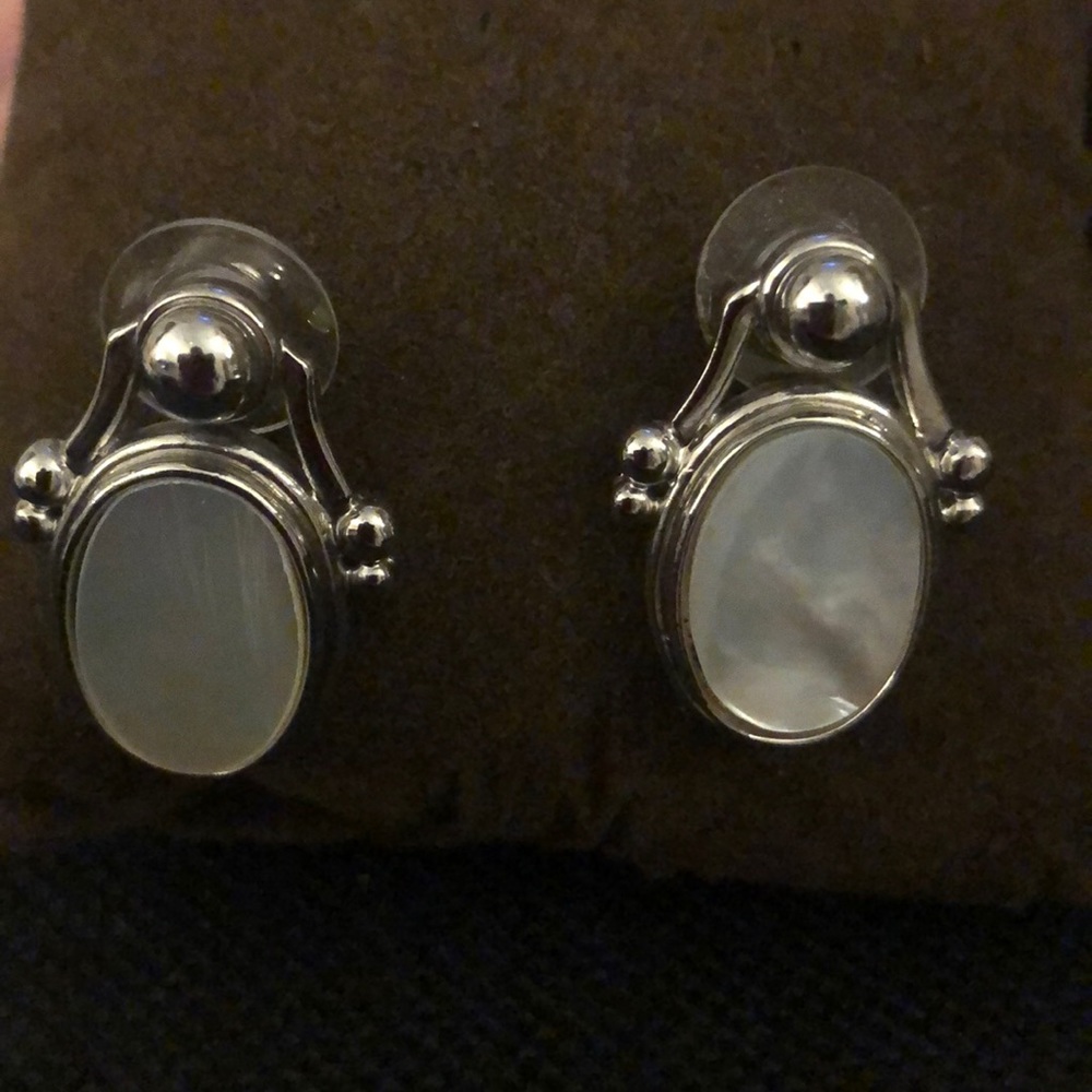 Silver and shimmer pearl earrings